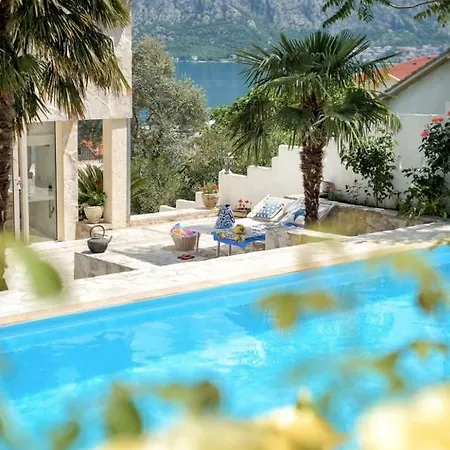 Villa D'Enco Ferrari Kotor Exterior photo
